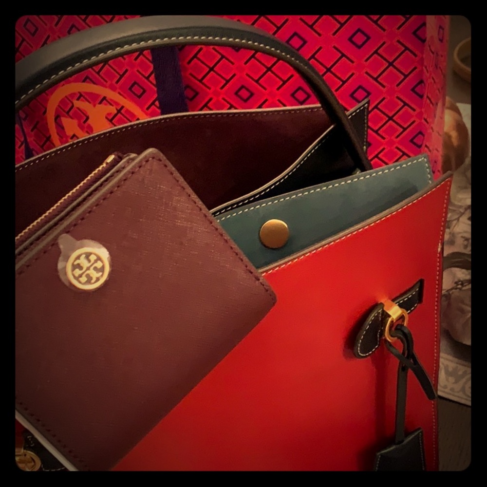 Tory Apple Lee Radziwill Double Bag